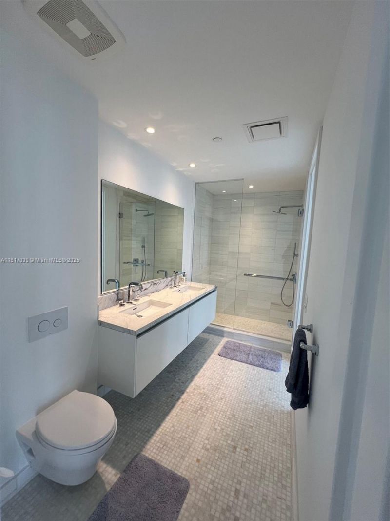 700 NE 26th Ter, Unit 2004, Miami, FL 33137 Photo