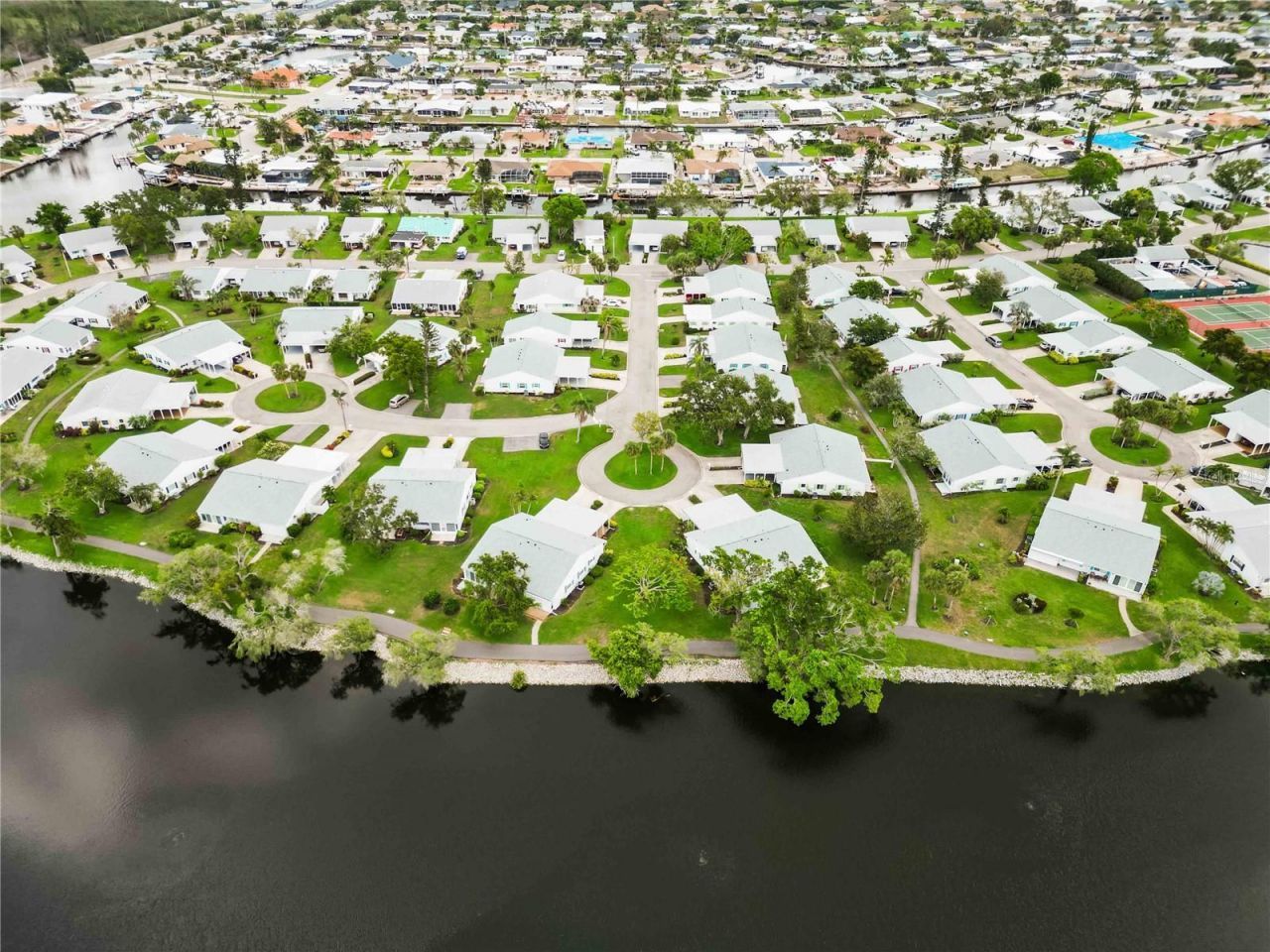 9412 Concord Circle, Bradenton, FL 34210 Photo