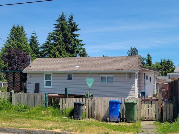 4915 Elizabeth St, Port Alberni, BC V9Y 6M4