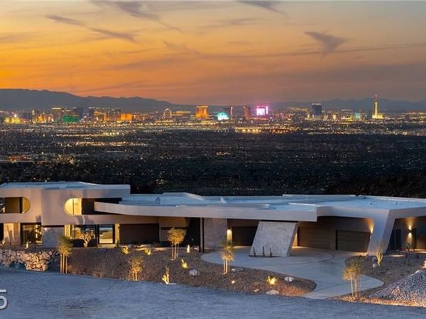 4 Horseshoe Rock Court, Henderson, NV 89012