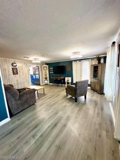 261 Redlin St, North Fort Myers, FL 33903 Photo