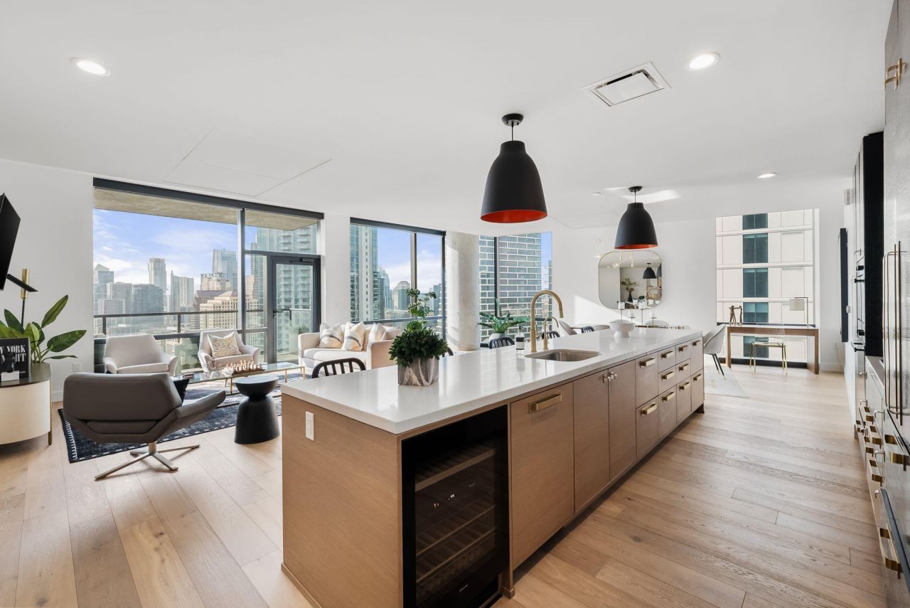 70 Rainey St, Unit 2606, Austin, TX 78701 Main Photo