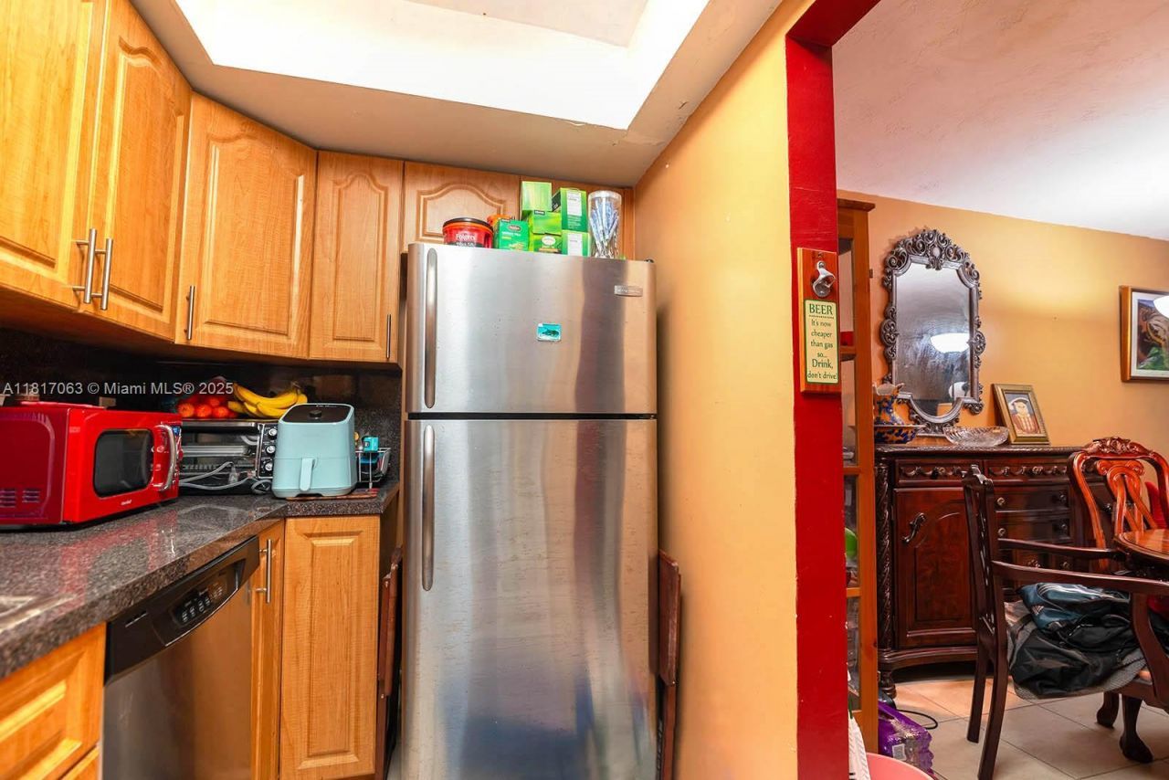 7530 SW 82nd St, Unit G203, Miami, FL 33143 Photo