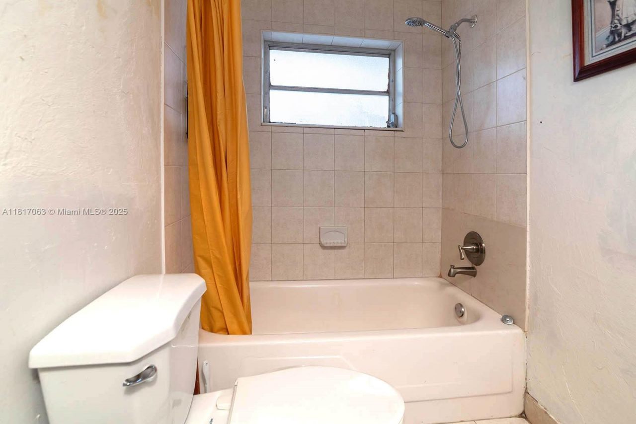 7530 SW 82nd St, Unit G203, Miami, FL 33143 Photo