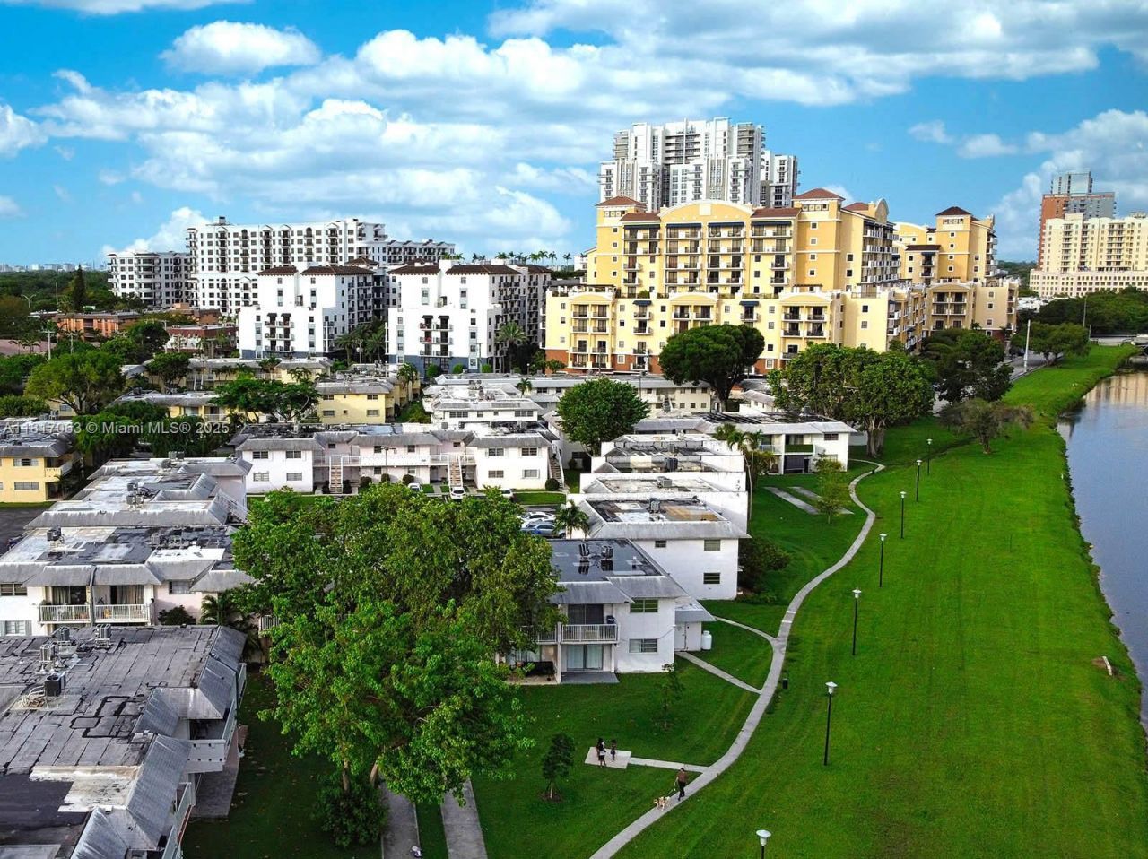 7530 SW 82nd St, Unit G203, Miami, FL 33143 Photo