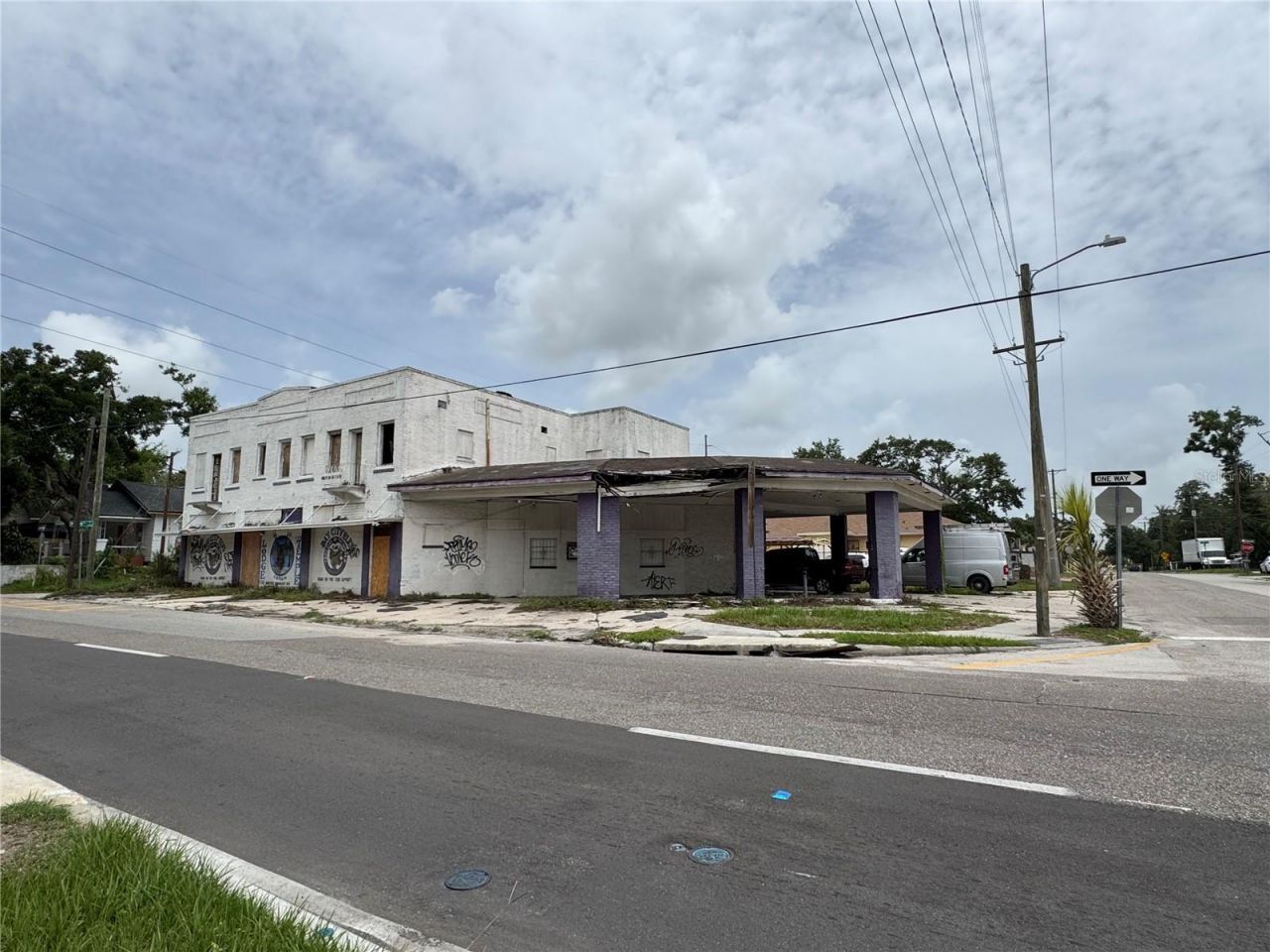 2804 E Columbus Drive, Tampa, FL 33605 Photo