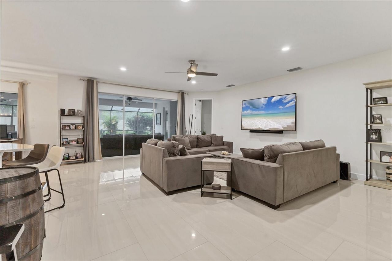 7119 67th Terrace E, Bradenton, FL 34203 Photo