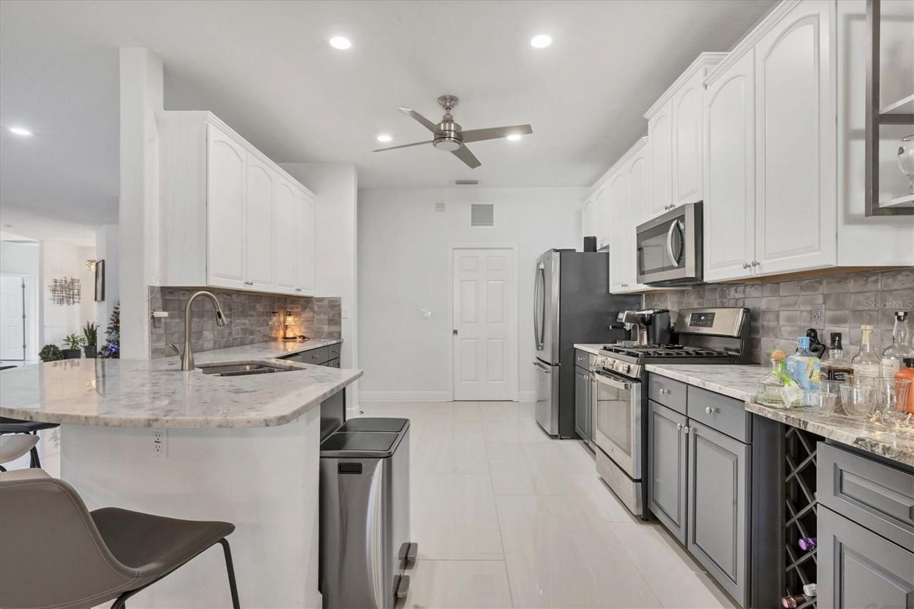 7119 67th Terrace E, Bradenton, FL 34203 Photo