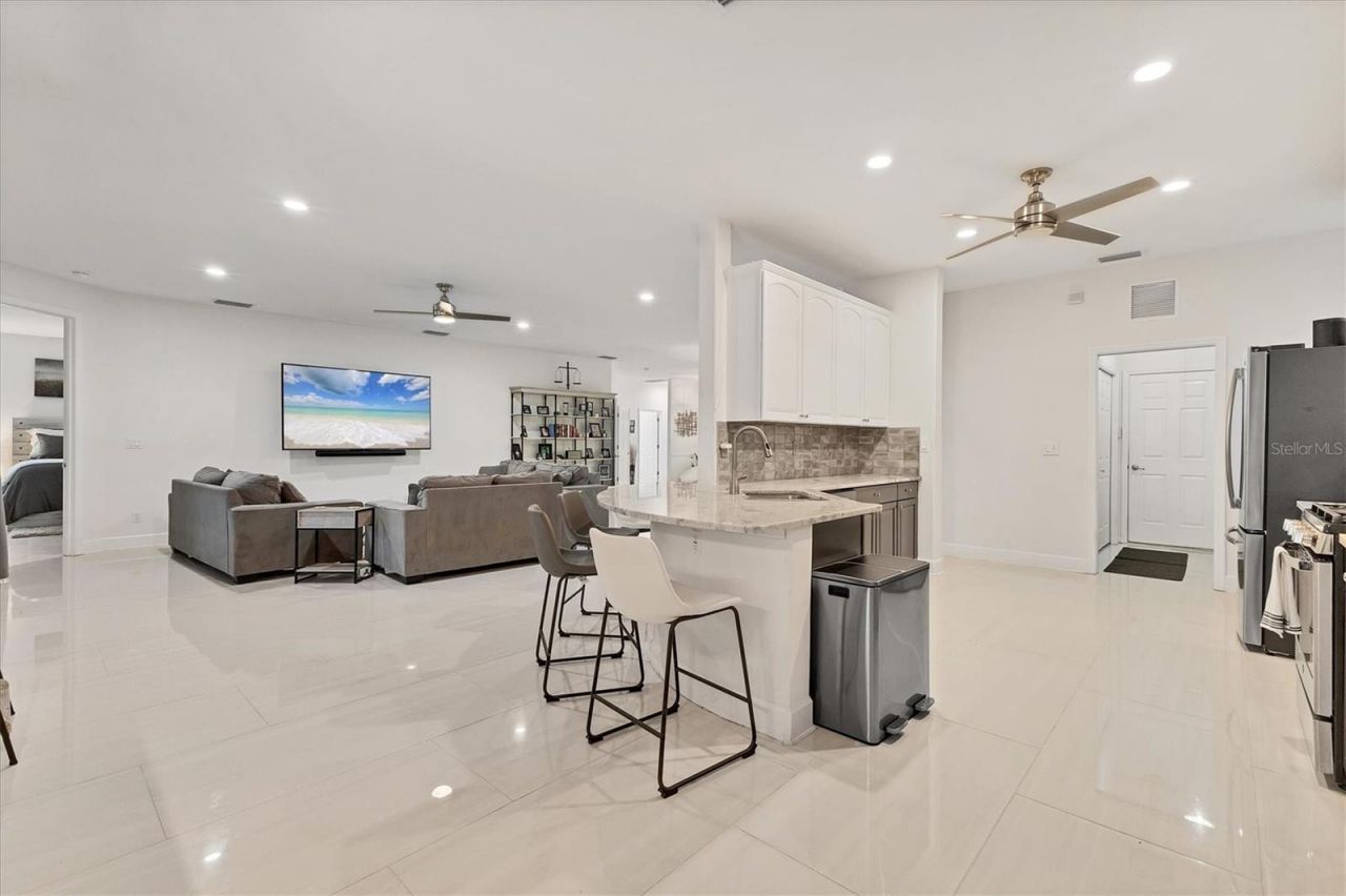 7119 67th Terrace E, Bradenton, FL 34203 Photo