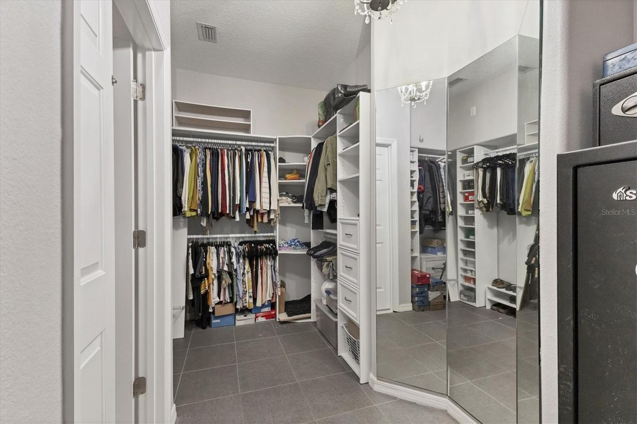 7119 67th Terrace E, Bradenton, FL 34203 Photo