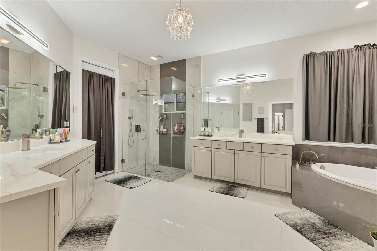 7119 67th Terrace E, Bradenton, FL 34203 Photo