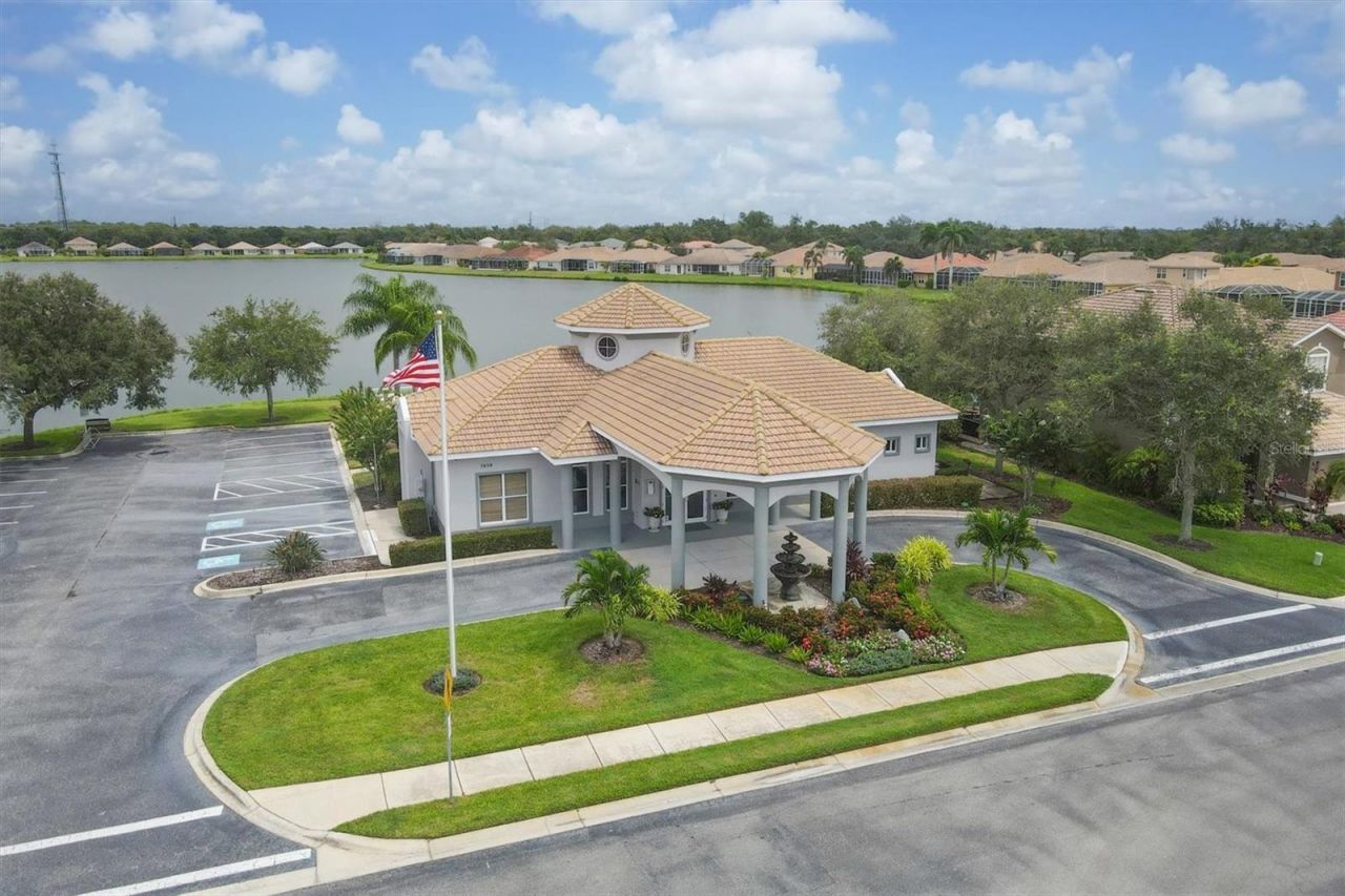 7119 67th Terrace E, Bradenton, FL 34203 Photo
