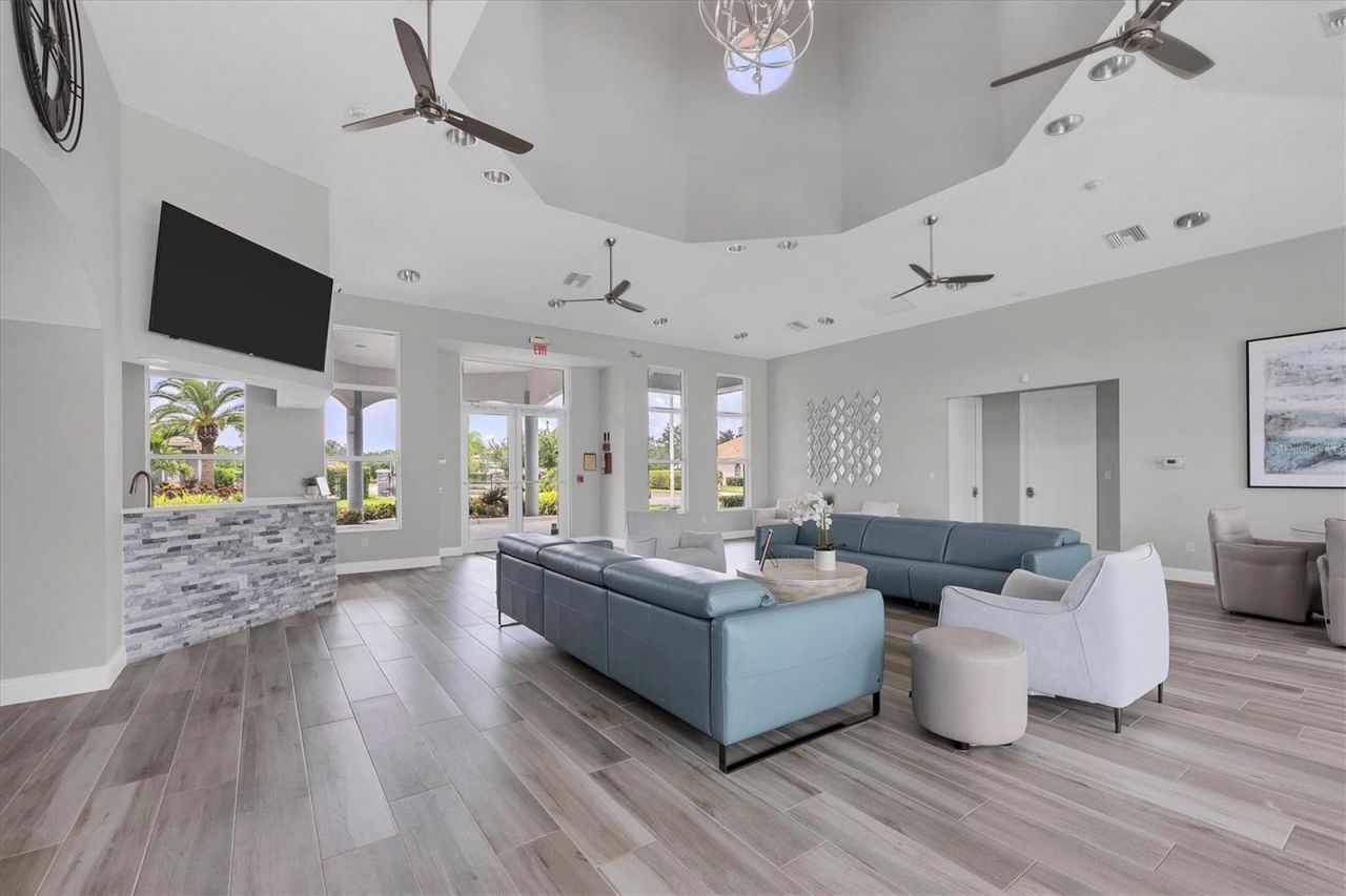 7119 67th Terrace E, Bradenton, FL 34203 Photo