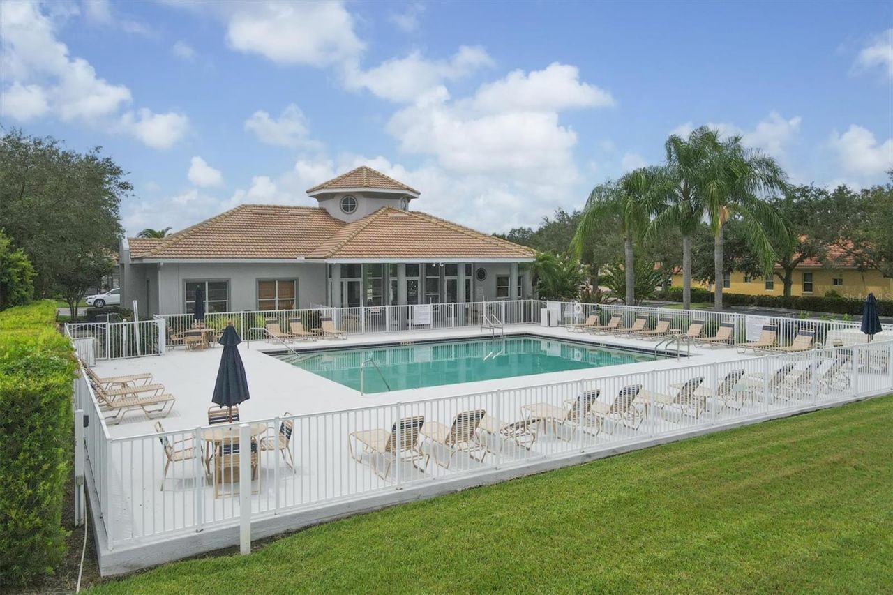 7119 67th Terrace E, Bradenton, FL 34203 Photo