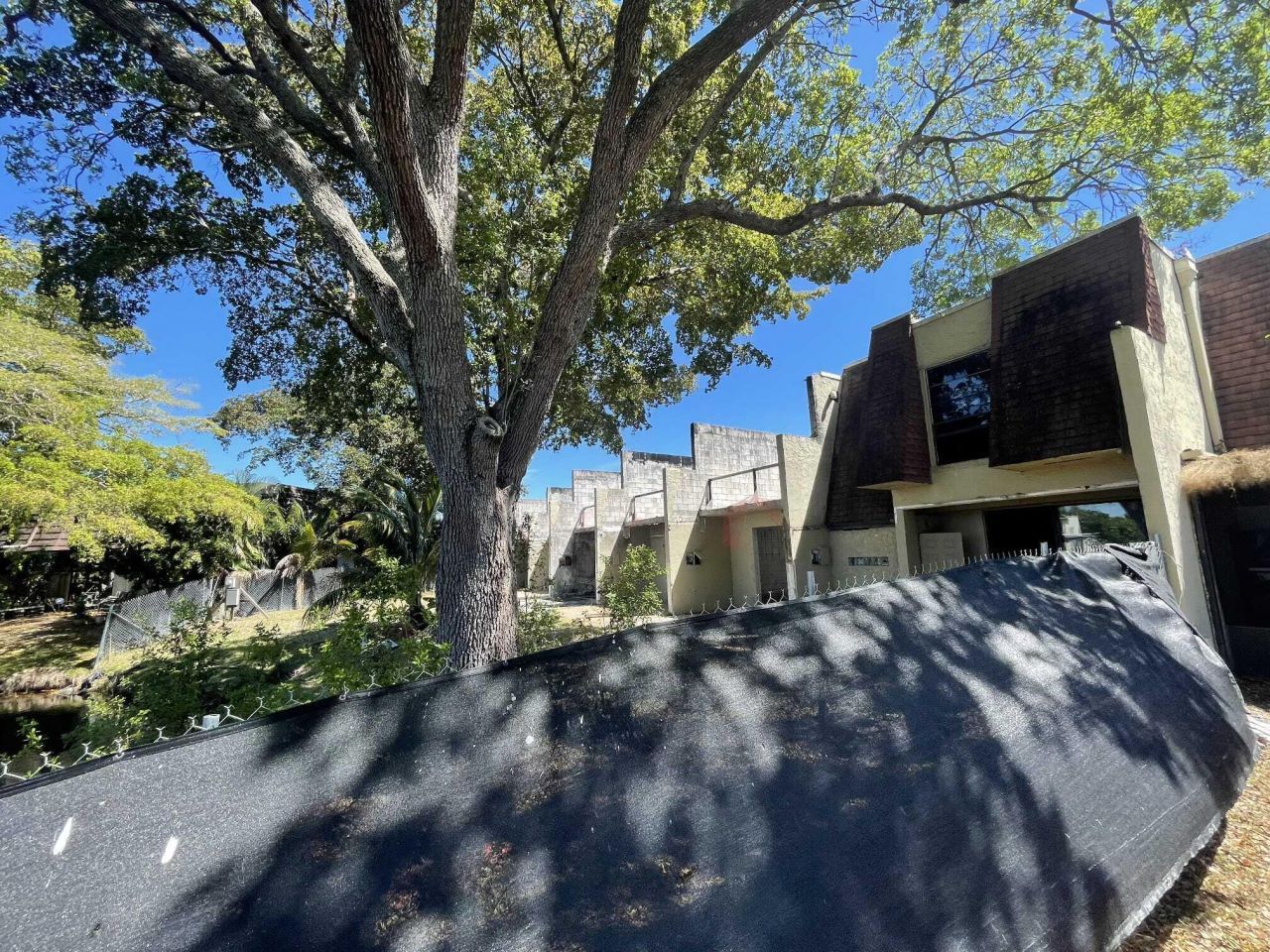 8921 Palm Tree Lane, Unit 8921, Pembroke Pines, FL 33024 Photo