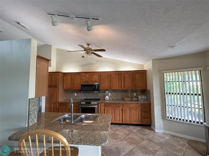 2232 SE Longhorn Ave, Port Saint Lucie, FL 34952 Photo