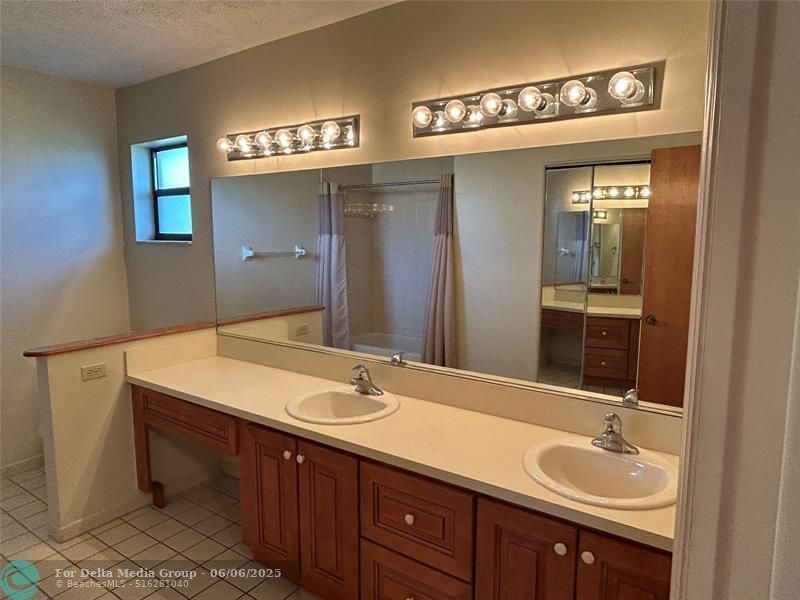 2232 SE Longhorn Ave, Port Saint Lucie, FL 34952 Photo