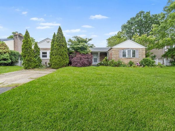 45 W 23rd Street, Deer Park, NY 11729