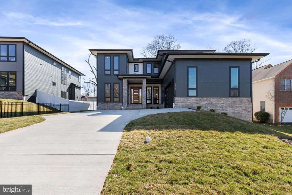 4017 Woodland Road, Annandale, VA 22003 Main Photo