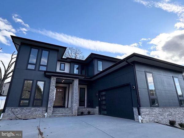 4017 WOODLAND ROAD, ANNANDALE, VA 22003