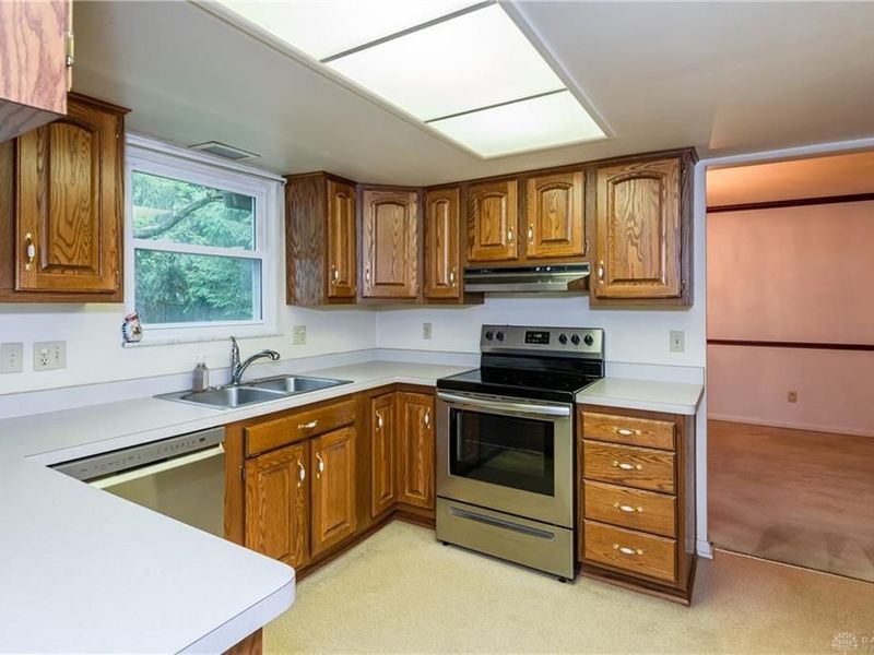 7515 Beldale Avenue, Dayton, OH 45424 Photo 8