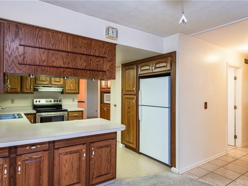 7515 Beldale Avenue, Dayton, OH 45424 Photo 9