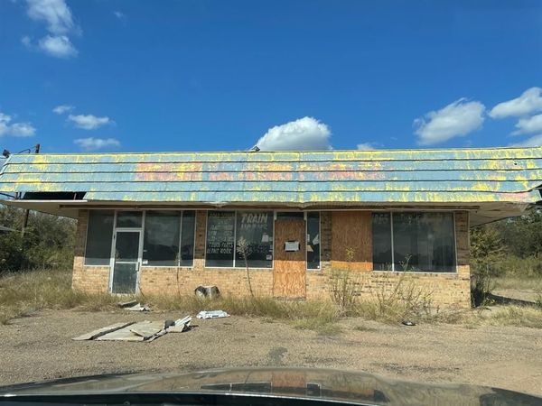 2822 Interstate Hwy 20, Van, TX 75790