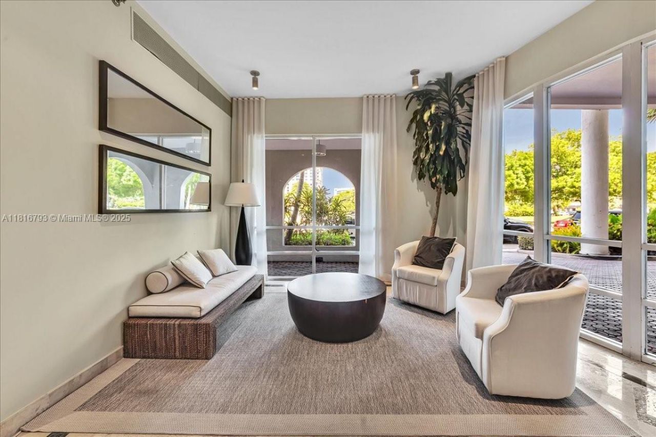 2351 Douglas Rd, Unit 1204, Miami, FL 33145 Photo