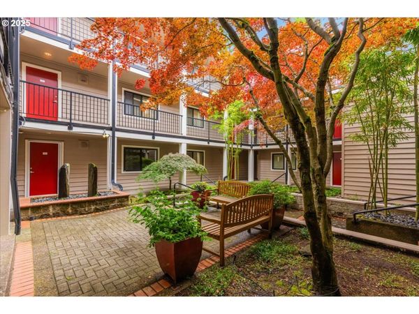 6600 SE DIVISION ST, Unit 202, Portland, OR 97206