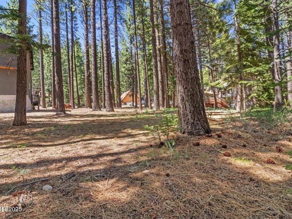 1871 Normuk Street, South Lake Tahoe, CA 96150