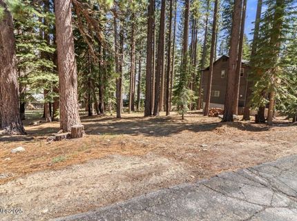 1871 Normuk Street, South Lake Tahoe, CA 96150 Photo
