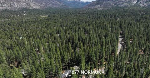 1871 Normuk Street, South Lake Tahoe, CA 96150 Photo