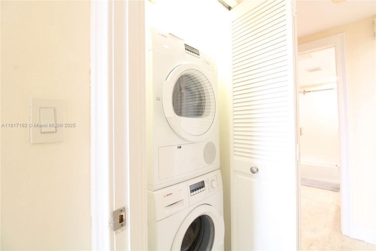 151 Crandon Blvd, Unit 702, Key Biscayne, FL 33149 Photo