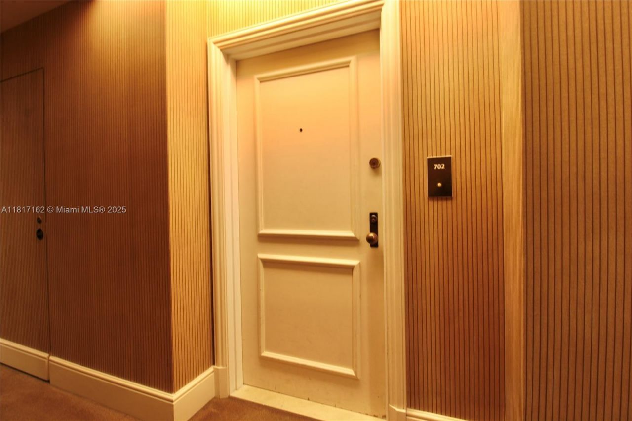 151 Crandon Blvd, Unit 702, Key Biscayne, FL 33149 Photo