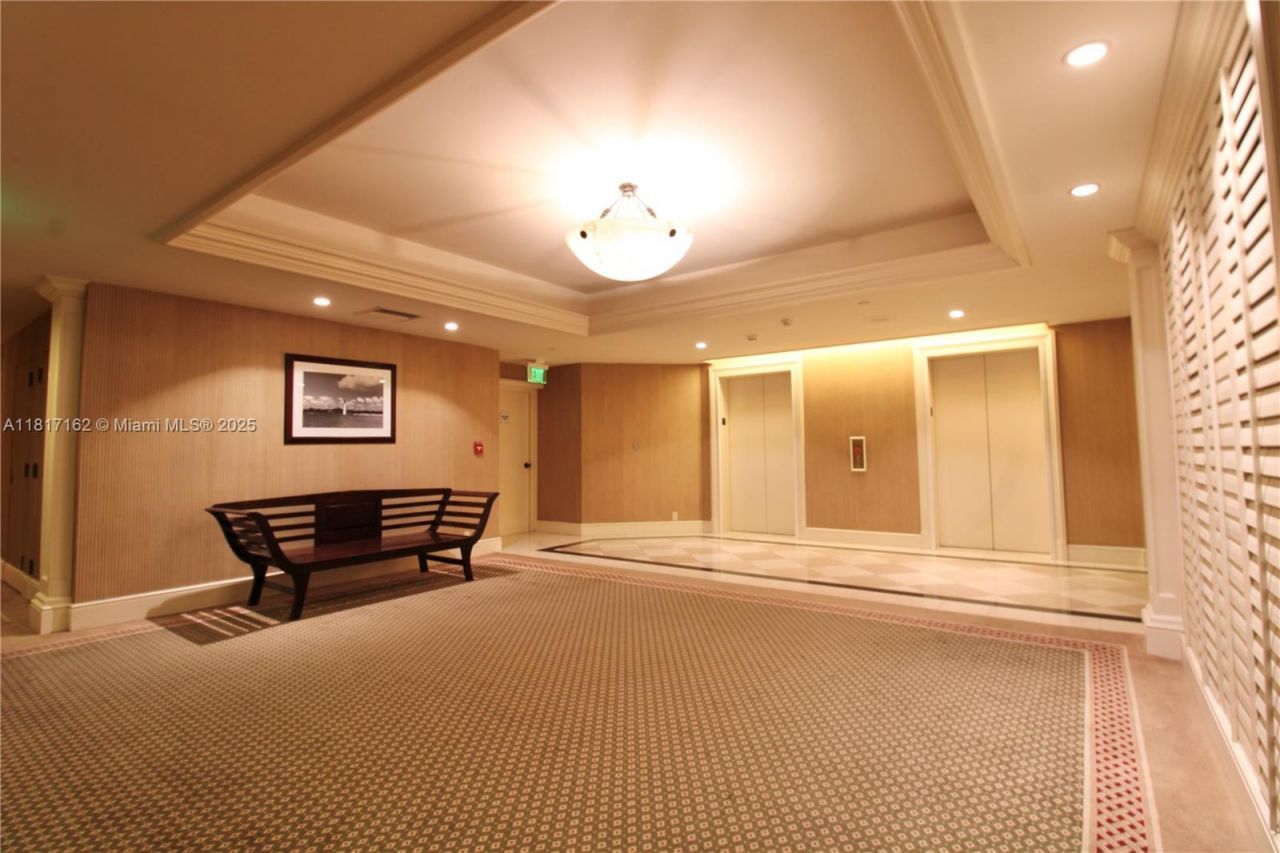 151 Crandon Blvd, Unit 702, Key Biscayne, FL 33149 Photo