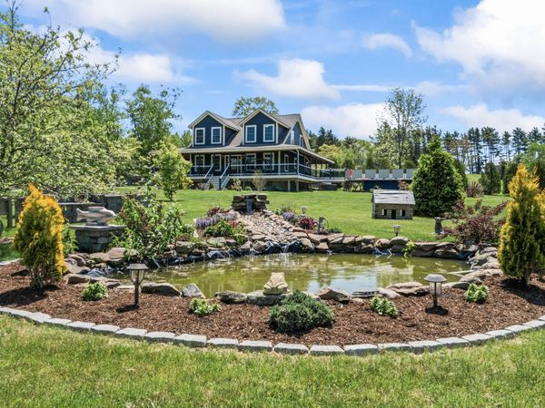 55 Mountain View Extension, Rockland, ME 04841