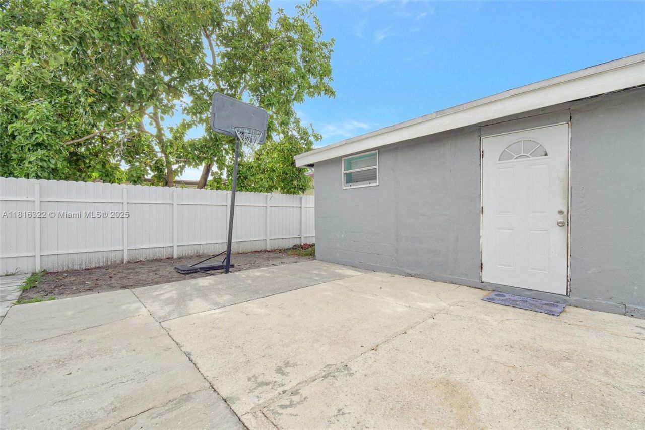 6336 SW 22nd St, Miramar, FL 33023 Photo