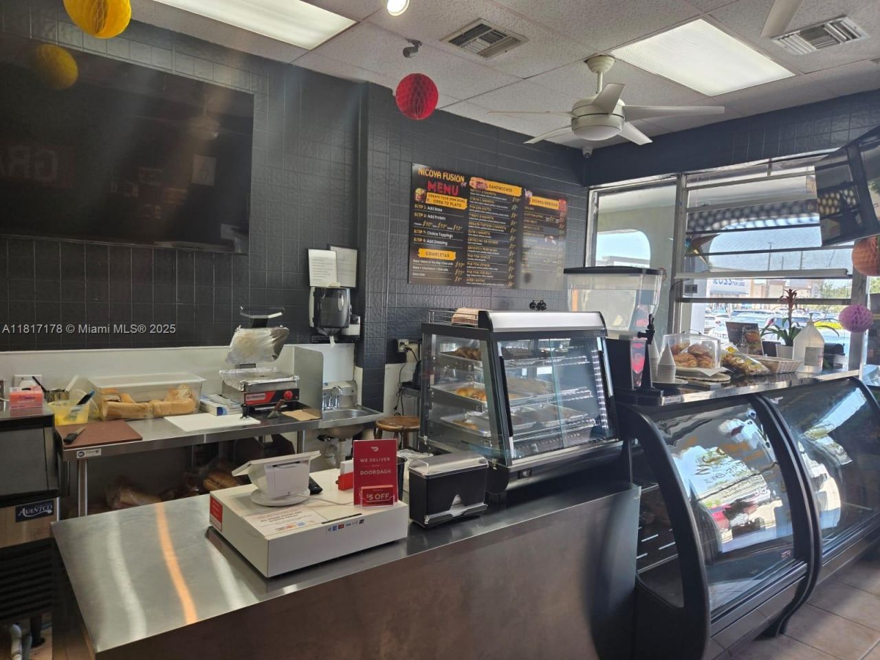 1426 W 49 St, Hialeah, FL 33012 Photo