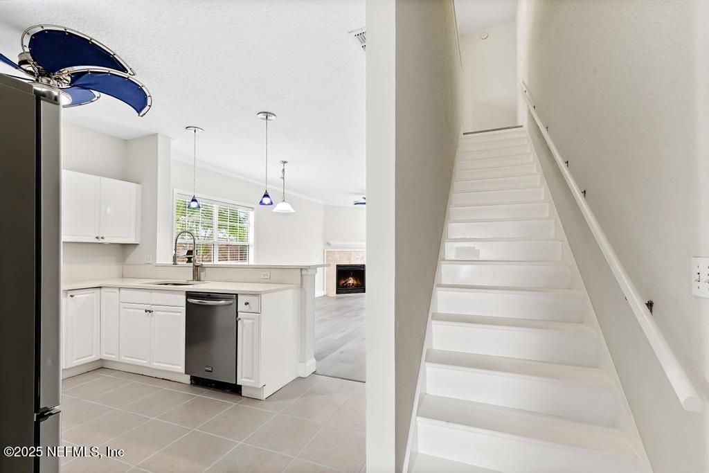 66 W 14th Street, Atlantic Beach, FL 32233 Photo