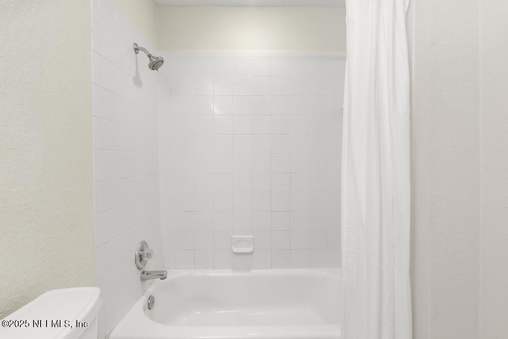 66 W 14th Street, Atlantic Beach, FL 32233 Photo