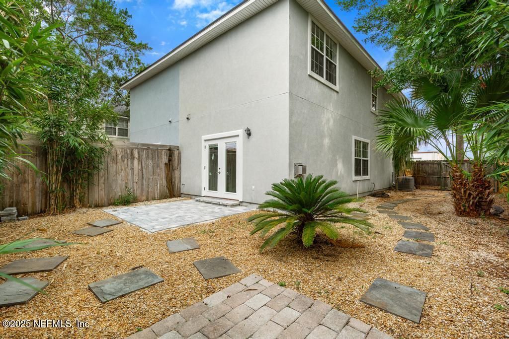 66 W 14th Street, Atlantic Beach, FL 32233 Photo