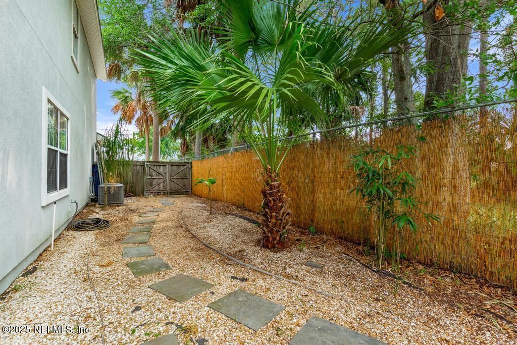 66 W 14th Street, Atlantic Beach, FL 32233 Photo