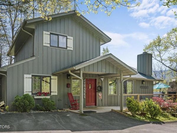 725 Sunshine Trail, Gatlinburg, TN 37738