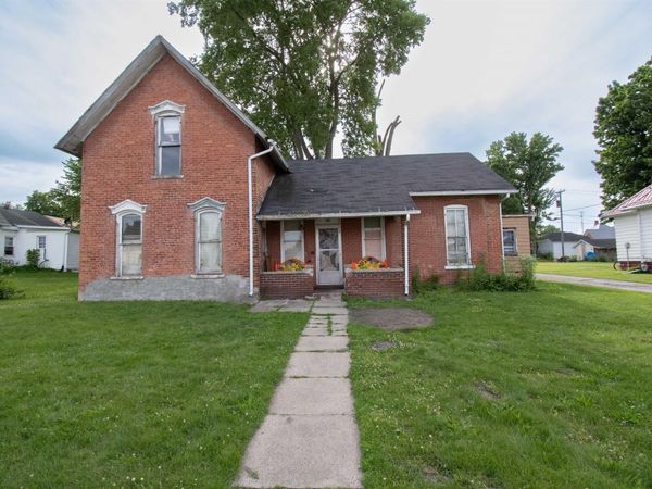 504 McLean Street, Ligonier, IN 46767