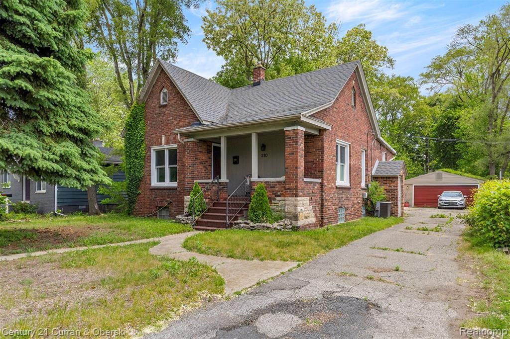 210 Saint Louis Street, Ferndale, MI 48220 Main Photo