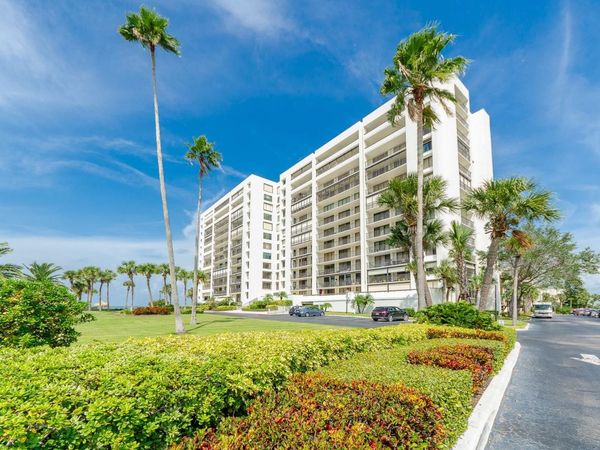 1460 GULF BOULEVARD, Unit 1105, CLEARWATER BEACH, FL 33767