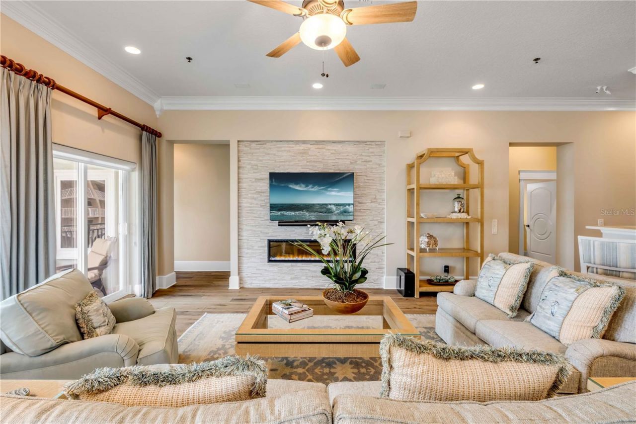 423 S Atlantic Avenue, Unit 301, New Smyrna Beach, FL 32169 Photo