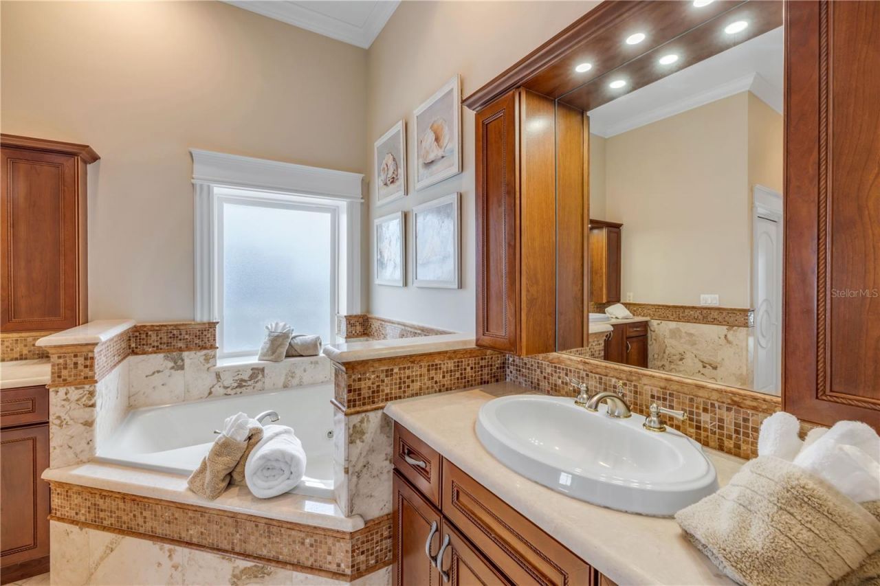 423 S Atlantic Avenue, Unit 301, New Smyrna Beach, FL 32169 Photo