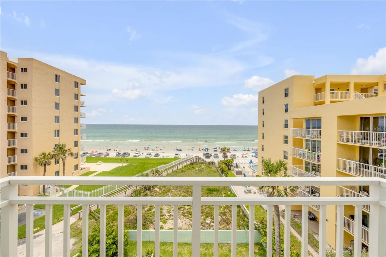 423 S Atlantic Avenue, Unit 301, New Smyrna Beach, FL 32169 Photo