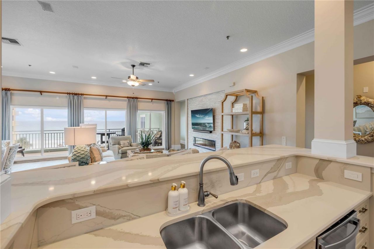 423 S Atlantic Avenue, Unit 301, New Smyrna Beach, FL 32169 Photo